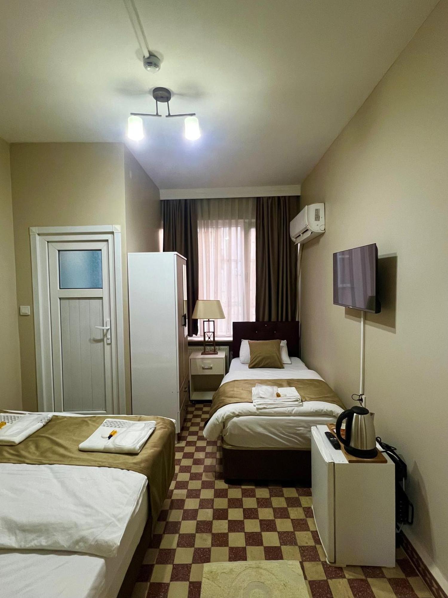Findik Palas Otel Istanboel Buitenkant foto