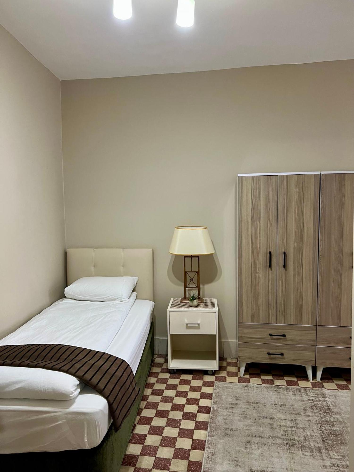 Findik Palas Otel Istanboel Buitenkant foto