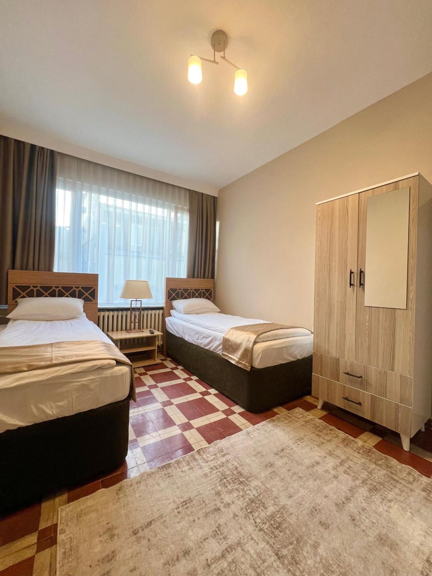 Findik Palas Otel Istanboel Buitenkant foto