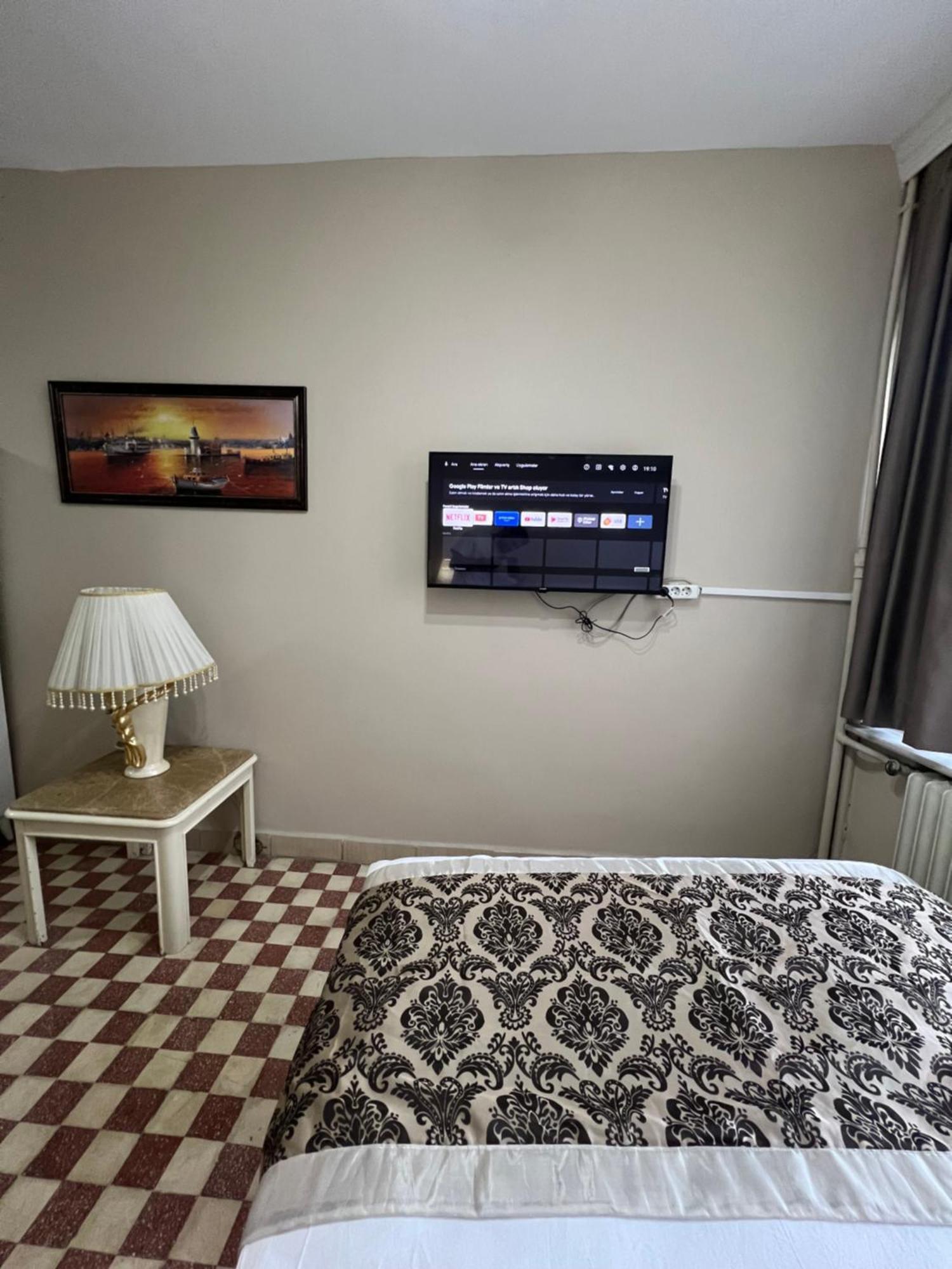 Findik Palas Otel Istanboel Buitenkant foto